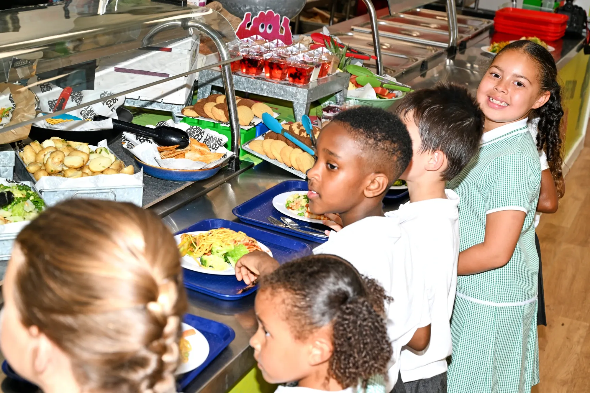 How to choose a school catering company: a tender-stage guide